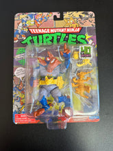 Load image into Gallery viewer, Playmates 40 years of TMNT Wingnut &amp; Screwloose with Bat Gun 2023
