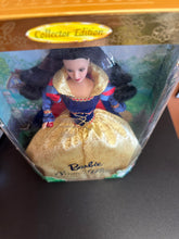 Load image into Gallery viewer, MATTEL BARBIE AS SNOW WHITE 21130
