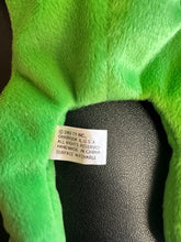 Load image into Gallery viewer, TY 1993 Legs the Frog Style 4020 Beanie Baby with Platinum Collector Card
