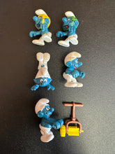 Load image into Gallery viewer, Schleich Peyo Smurfs Doing Activities 2” Figures Lot of 5 Missing Pieces
