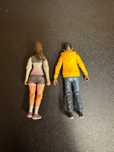 Load image into Gallery viewer, Jurassic World Camp Cretaceous Yasmina “Yaz” &amp; Darius Mini Figures
