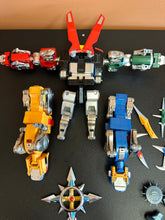 Load image into Gallery viewer, KNOCK OFF Fantasy Jewel Voltron KO Preowned Figure Broken Tail
