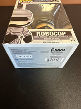 Load image into Gallery viewer, FUNKO POP ROBOCOP 22 BOX DAMAGE
