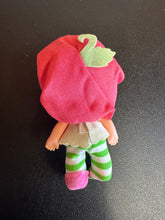 Load image into Gallery viewer, Strawberry Shortcake 1981 Cherry Cuddler Preowned Doll
