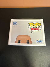 Load image into Gallery viewer, FUNKO POP DC BLACK ADAM 1231 BOX DAMAGE
