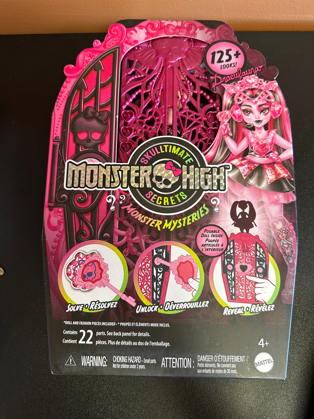 Monster High Skulltimate Monster Mysteries Draculaura 2024