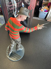 Load image into Gallery viewer, KOTOBUKIYA ArtFX Nightmare on Elm Street 4 Dream Master Freddy Krueger 1/6 Scale Preowned
