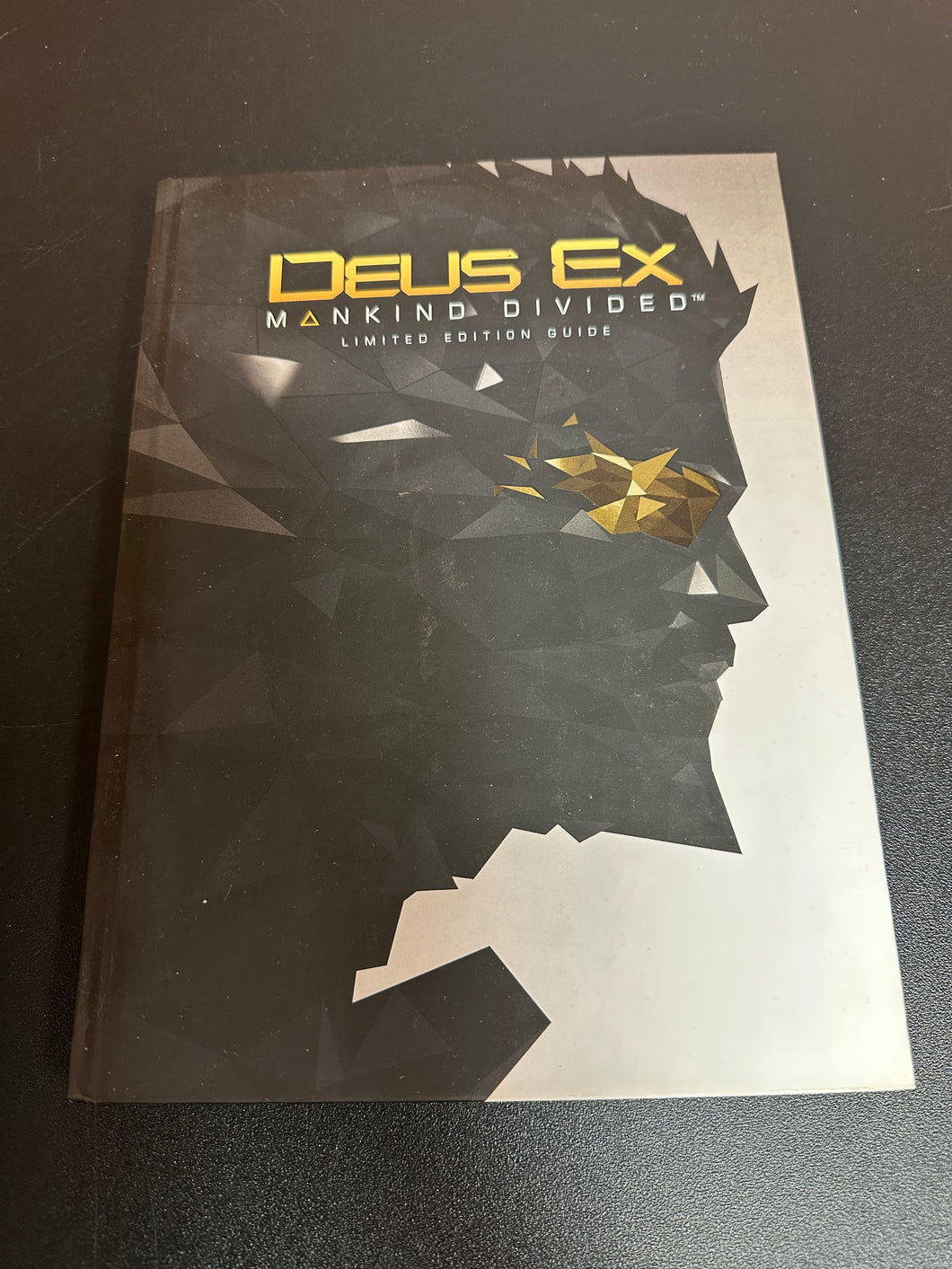 Deus Ex Mankind Divided Limited Edition Guide Hardcover Preowned Book Only