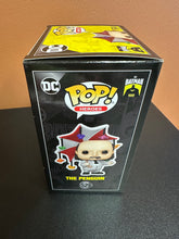 Load image into Gallery viewer, FUNKO POP BATMAN RETURNS THE PENGUIN 529
