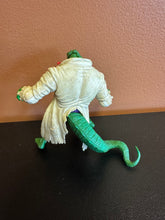 Load image into Gallery viewer, Marvel Spider-Man Sewer Clash Lizard 4.5&quot; Loose Figure
