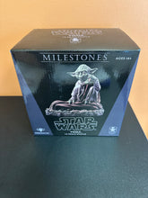 Load image into Gallery viewer, Diamond Select Star Wars Milestones Yoda EP VI ROTJ 1/6 Scale Statue
