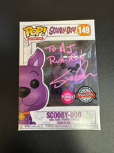 Load image into Gallery viewer, FUNKO POP SIGNED BY SCOTT INNES VOICE ACTOR OF SCOOBY-DOO 149 FLOCKED SE NO COA
