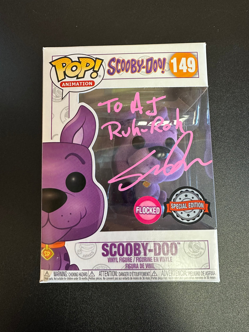 FUNKO POP SIGNED BY SCOTT INNES VOICE ACTOR OF SCOOBY-DOO 149 FLOCKED SE NO COA