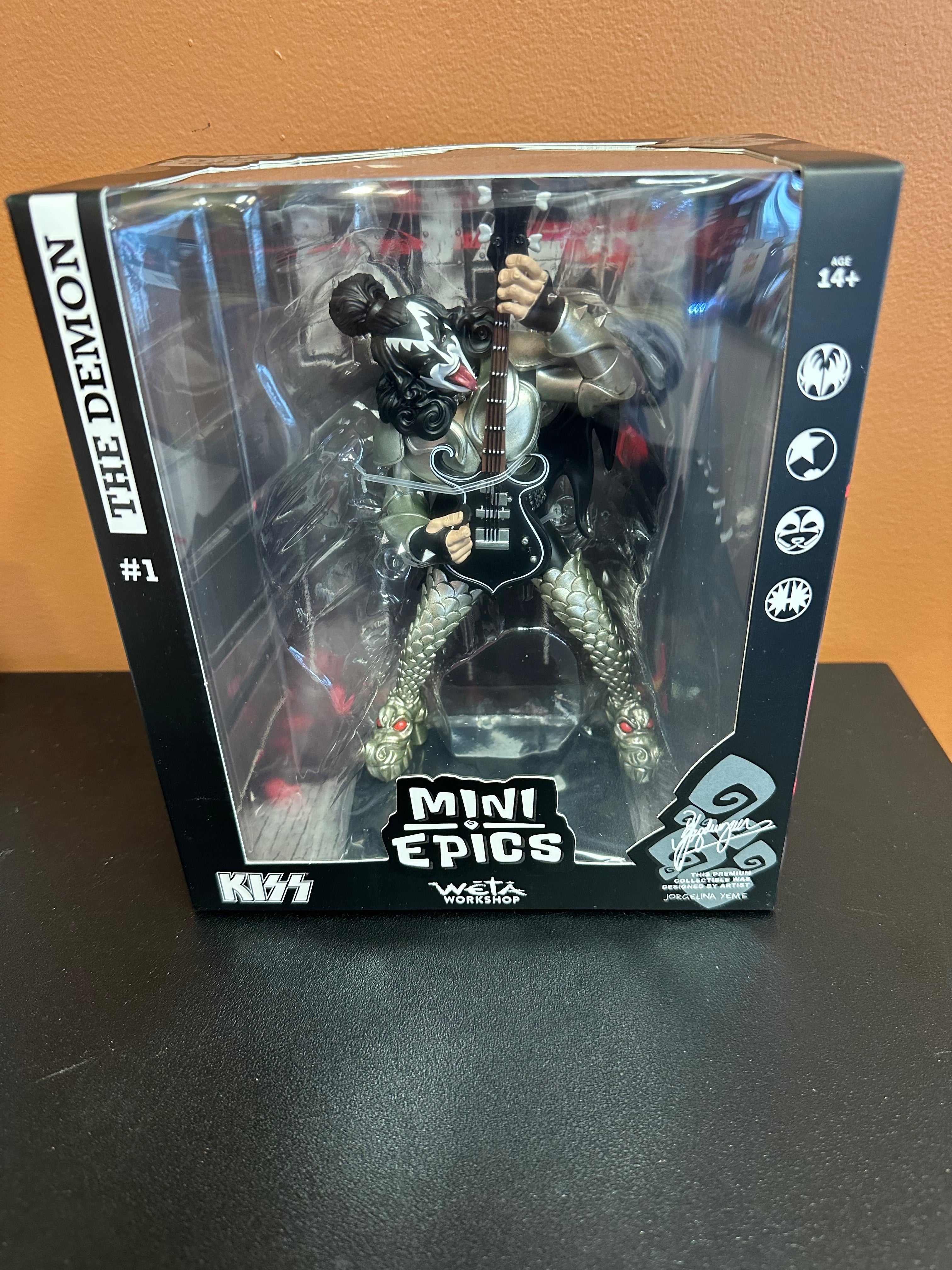 Mini Epics KISS The Demon Vinyl Figure – Hitchhiker Toys