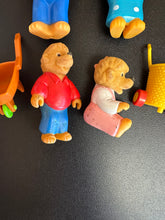 Load image into Gallery viewer, McDonald’s Berenstain Bears Toy Set of 4 Preowned Incomplete
