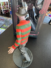 Load image into Gallery viewer, KOTOBUKIYA ArtFX Nightmare on Elm Street 4 Dream Master Freddy Krueger 1/6 Scale Preowned
