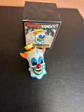 Load image into Gallery viewer, HORRORNAMENTS HALLOWEEN SKULL CLOWN COLLECTIBLE ORNAMENT
