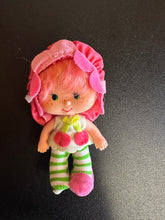 Load image into Gallery viewer, Strawberry Shortcake 1981 Cherry Cuddler Preowned Doll
