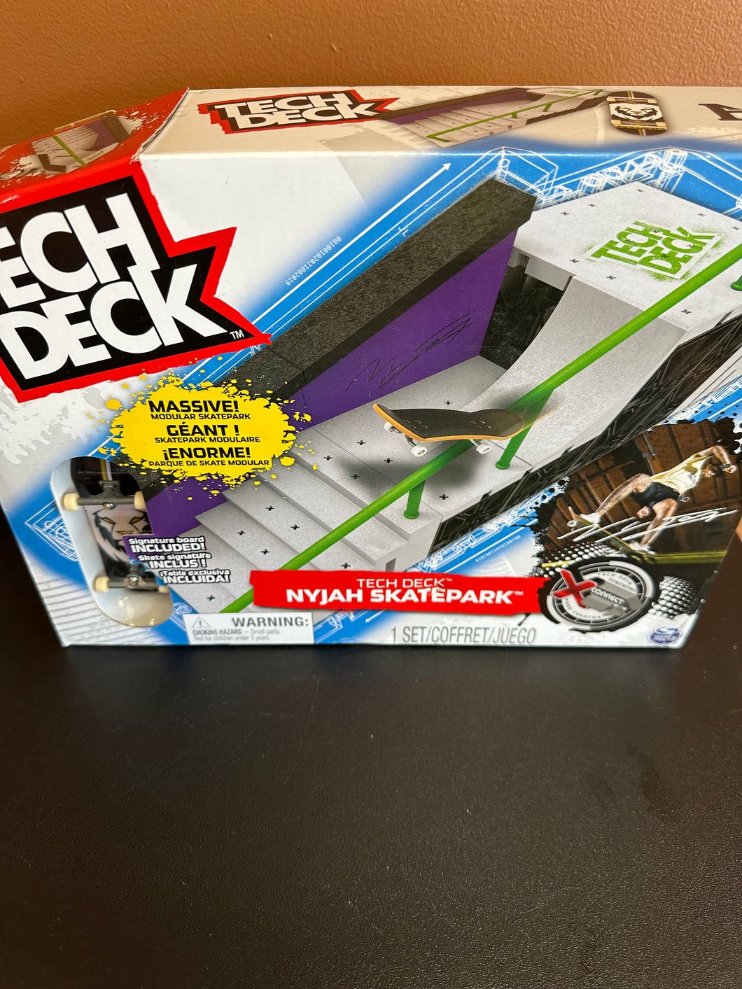 Tech Deck Nyjah Skate Park with Finger Board