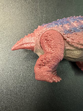 Load image into Gallery viewer, Jurassic World Savage Strike Scutosaurus Dinosaur No Packaging
