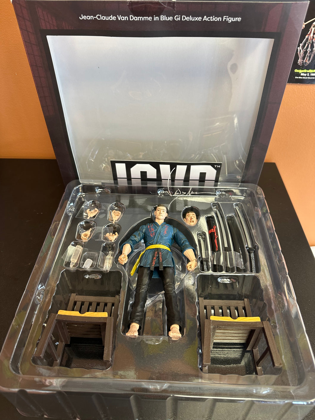 DIAMOND SELECT TOYS JEAN-CLAUDE VAN DAMME IN BLUE GI DELUXE FIGURE OPEN BOX