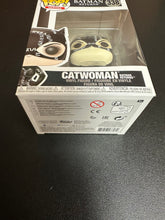 Load image into Gallery viewer, FUNKO POP BATMAN RETURNS CATWOMAN 338
