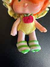 Load image into Gallery viewer, Strawberry Shortcake 1979 Apple Dumplin Preowned Doll
