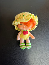 Load image into Gallery viewer, Strawberry Shortcake 1979 Apple Dumplin Preowned Doll
