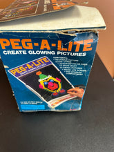 Load image into Gallery viewer, World Toy Inc. Peg-A-Lite 2 Pictures and Pegs Works!
