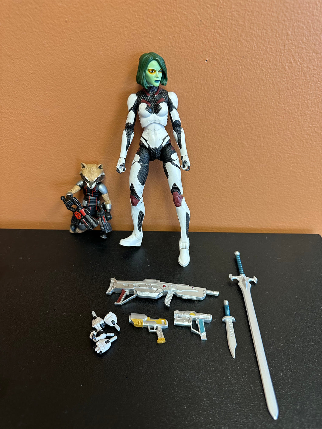 Marvel Select Guardians of the Galaxy Gamira w/ Rocket No Stand 7” Loose Figure