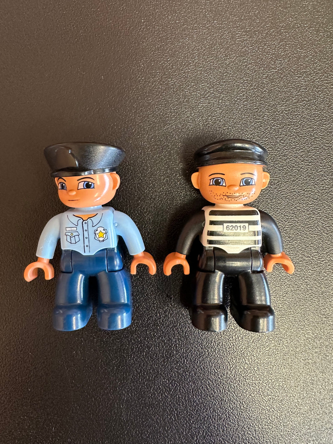 LEGO DUPLO COP & CRIMINAL FIGURES NO MARKINGS