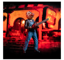 Load image into Gallery viewer, SCREAM GREATS - MOTEL HELL FARMER VINCENT 8&quot; FIGURE
