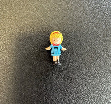 Load image into Gallery viewer, Bluebird 1994 Polly Pocket Watch Face Nonworking
