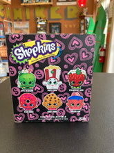 Load image into Gallery viewer, FUNKO Shopkins D’Lish Donut CHASE Vinyl Collectible
