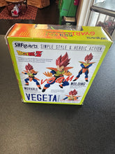 Load image into Gallery viewer, S.H.Figuarts DRAGONBALL Z VEGETA COLOR US 2014 CON SIGNED VOICE ACTORS NO COA
