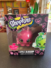 Load image into Gallery viewer, FUNKO Shopkins Apple Blossom CHASE Vinyl Collectible
