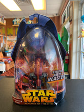 Load image into Gallery viewer, Hasbros Star Wars Revenge Of The Sith Destroyer Droid
