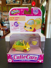 Load image into Gallery viewer, SHOPKINS Cutie Cars 07 Lemon Limo
