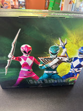 Load image into Gallery viewer, THREEZERO Power Rangers 6 Figure Set with 4 Autographs
