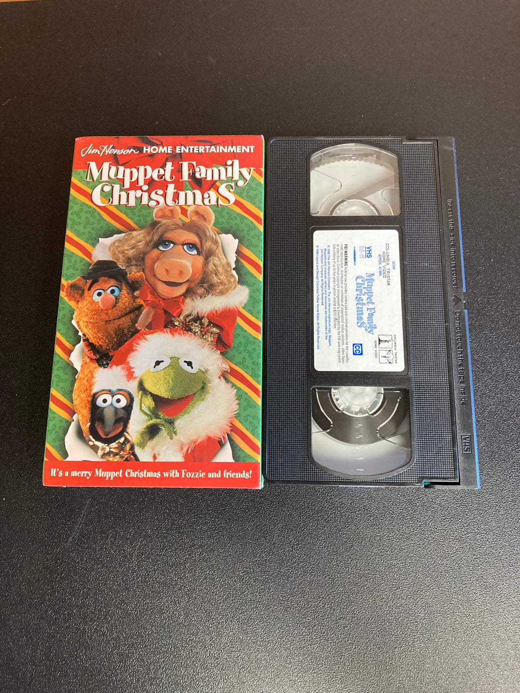 Muppet Family Christmas VHS preowned