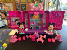 Load image into Gallery viewer, Disney Minnie Mouse Sweet Reveals Glam &amp; Glow Playset (incomplete/non working)
