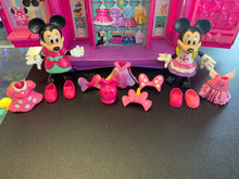Load image into Gallery viewer, Disney Minnie Mouse Sweet Reveals Glam &amp; Glow Playset (incomplete/non working)
