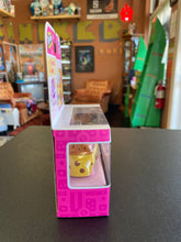 Load image into Gallery viewer, SHOPKINS Cutie Cars 02 Choc Chip Racer
