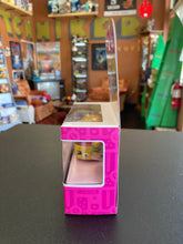 Load image into Gallery viewer, SHOPKINS Cutie Cars 20 Bumpy Burger
