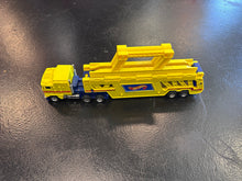 Load image into Gallery viewer, Vintage Hot Wheels Hauler Car Carrier Yellow &amp; Blue Preowned
