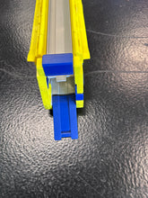 Load image into Gallery viewer, Vintage Hot Wheels Hauler Car Carrier Yellow &amp; Blue Preowned

