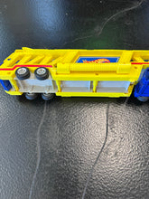 Load image into Gallery viewer, Vintage Hot Wheels Hauler Car Carrier Yellow &amp; Blue Preowned
