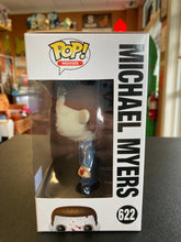Load image into Gallery viewer, FUNKO POP Halloween Michael Myers 622 FYE Exclusive
