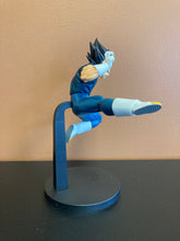 Load image into Gallery viewer, Dragonball Superhero Matchmaker Vageta Figure Preowned
