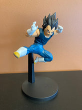 Load image into Gallery viewer, Dragonball Superhero Matchmaker Vageta Figure Preowned
